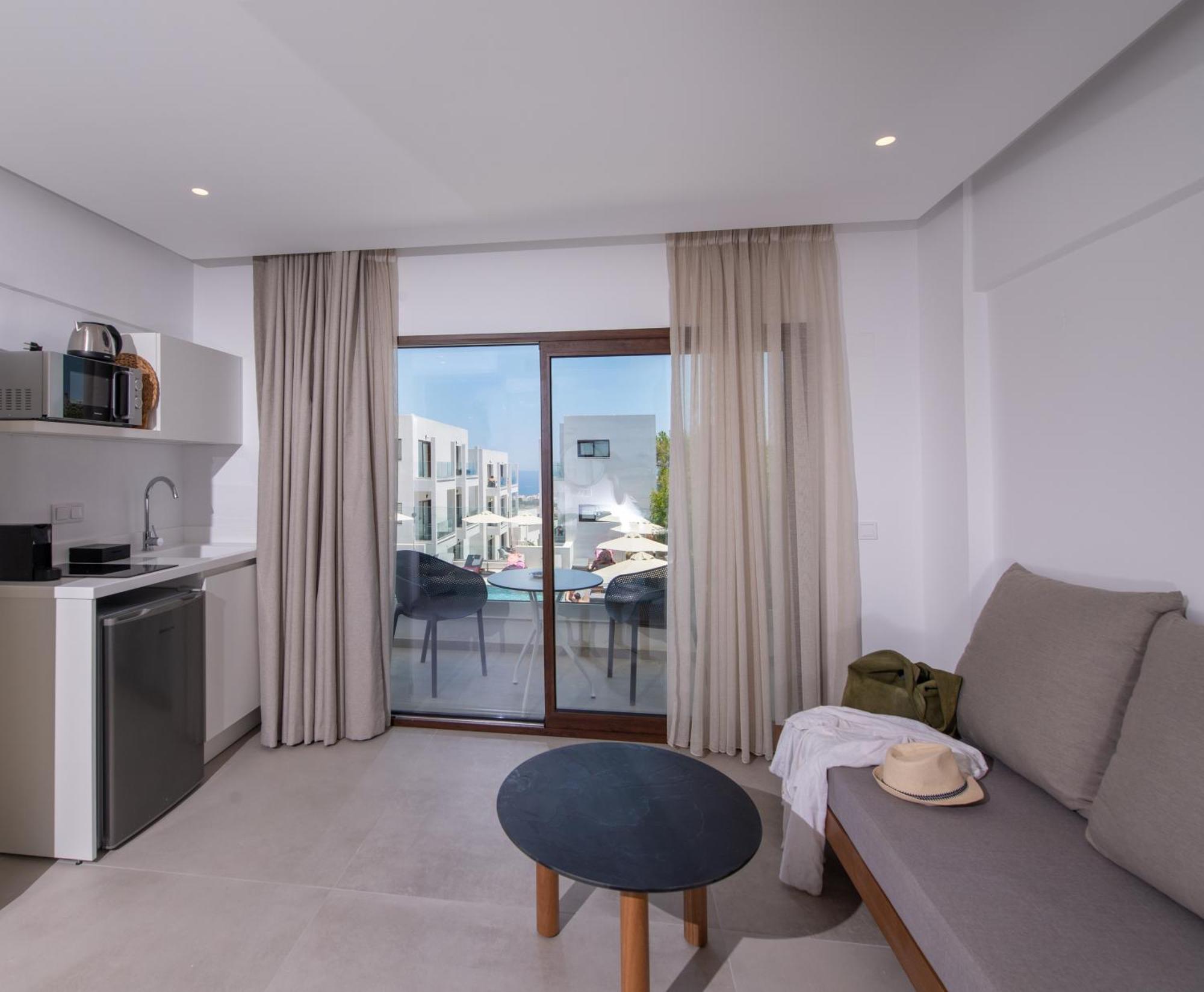 Mika Villas & Suites Hersonissos  Dış mekan fotoğraf