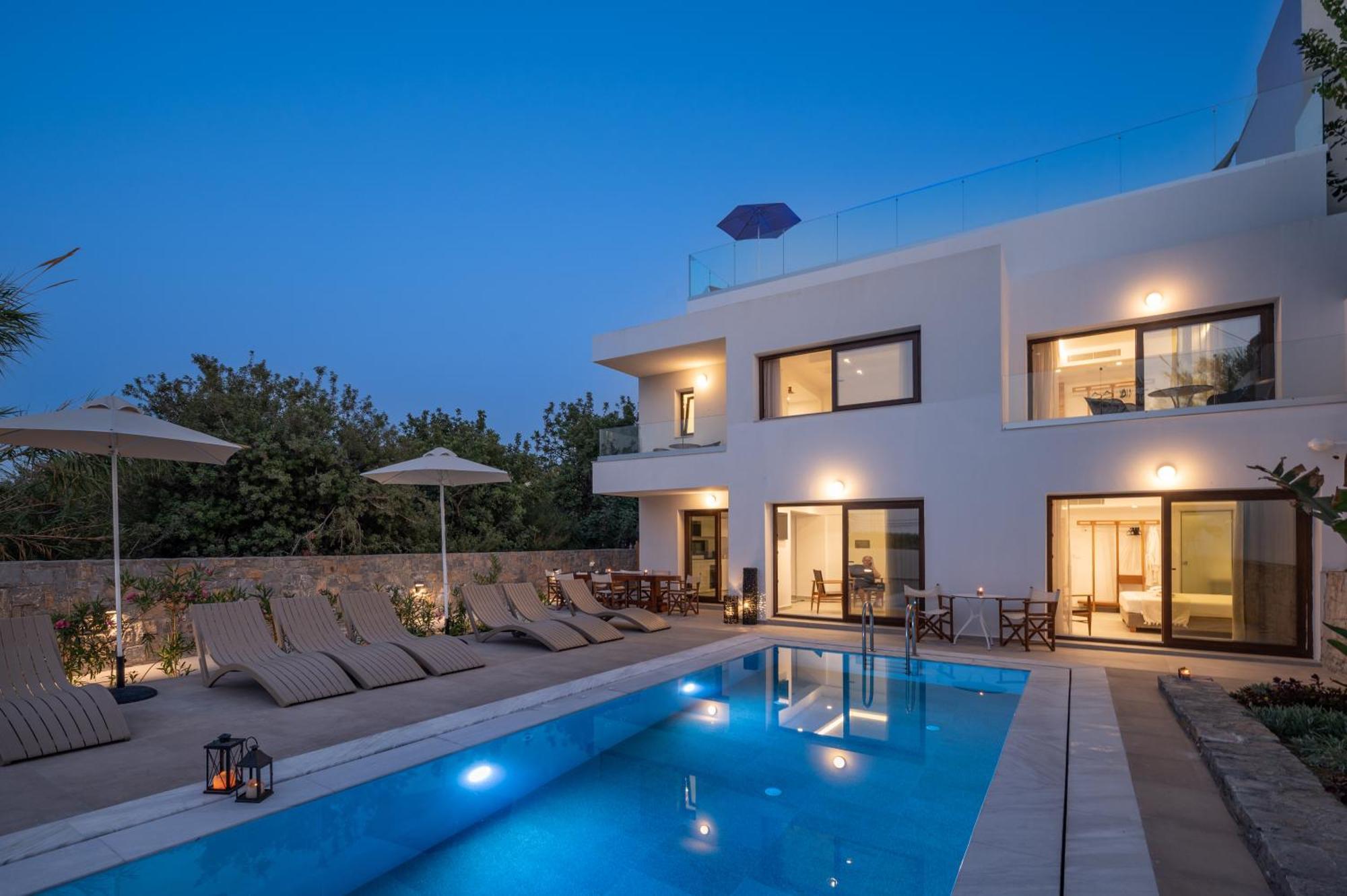 Mika Villas & Suites Hersonissos  Oda fotoğraf