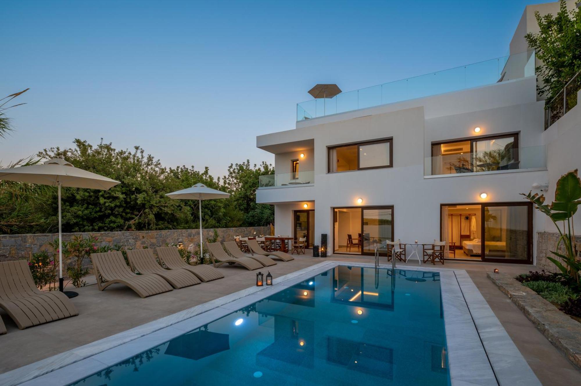 Mika Villas & Suites Hersonissos  Oda fotoğraf